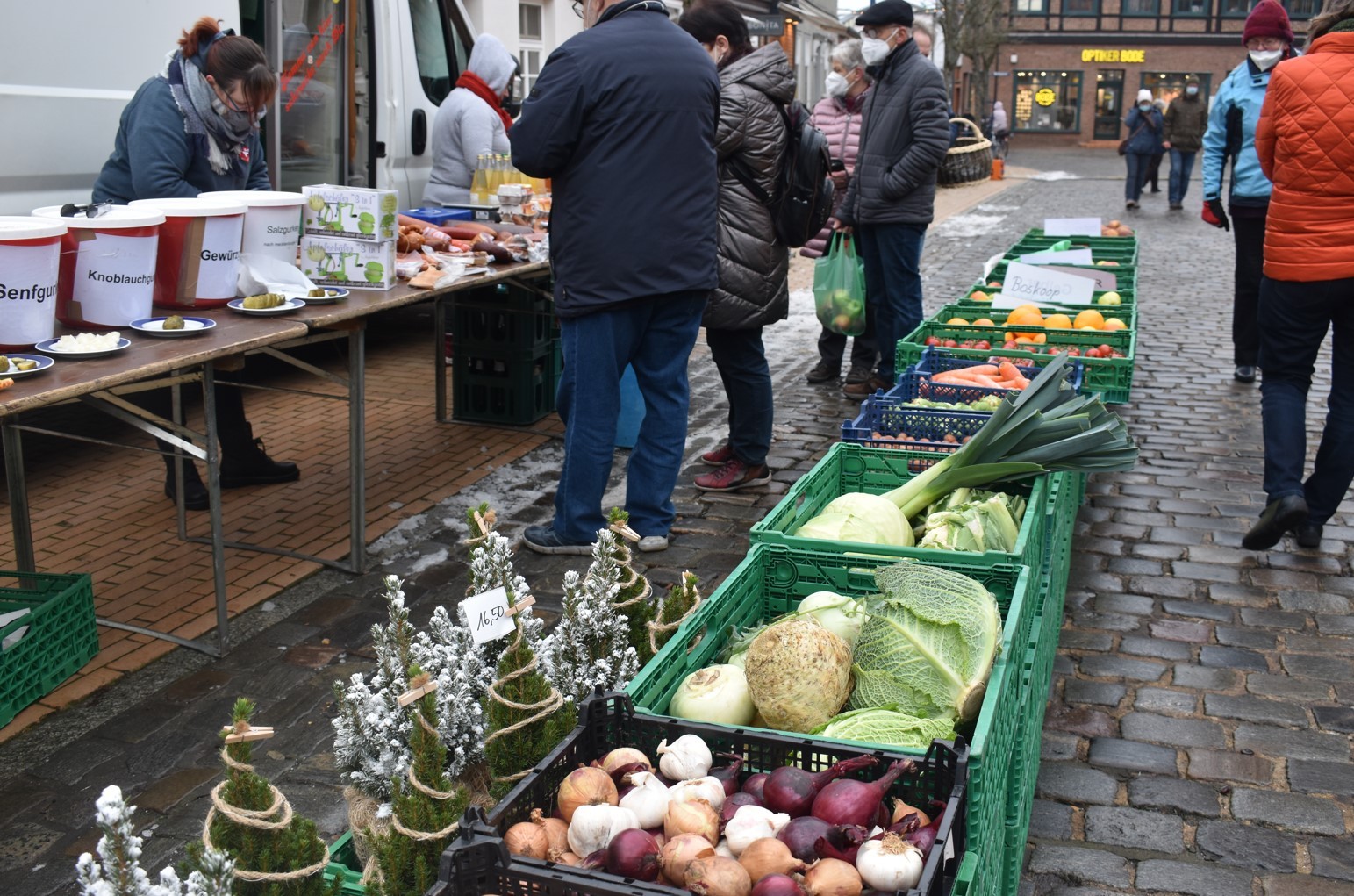 Bauernmarkt in Parchim Bauernmarkt in Parchim mit verschiedenen Ständen