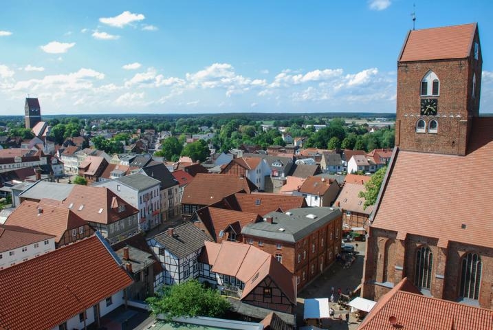 Luftbild Parchim Luftansicht der Stadt Parchim mit Kirchtürmen