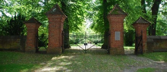 Eingang Alter Friedhof Eingang Alter Friedhof