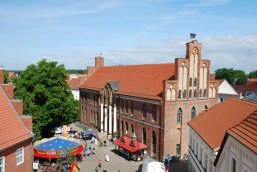 Rathaus Parchim Rathaus während des Stadtfestes