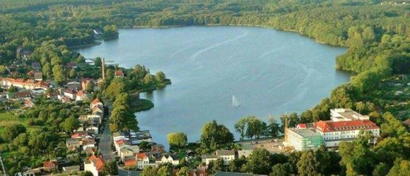 der Wockersee mit Teilen der Altstadt 