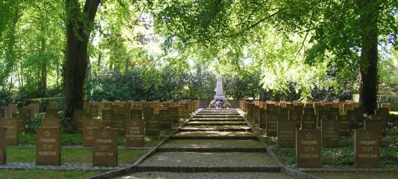 Sowjetischer Ehrenfriedhof