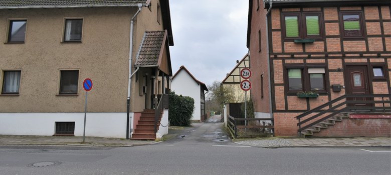 Wird 2024 zur Baustelle: Die Straße „Wassergang“ führt auf den „Swinegel“. Wird 2024 zur Baustelle: Die Straße „Wassergang“ führt auf den „Swinegel“.