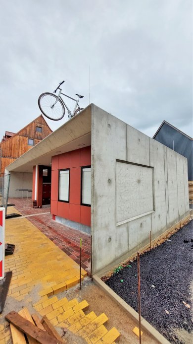 Der Bau der Fahrradstation im Frühling 2023. Der Bau der Fahrradstation im Frühling 2023.