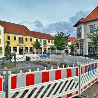 Der Brunnen auf dem Schuhmarkt wird 2025 erneuert. Der Brunnen auf dem Schuhmarkt wird 2025 erneuert.