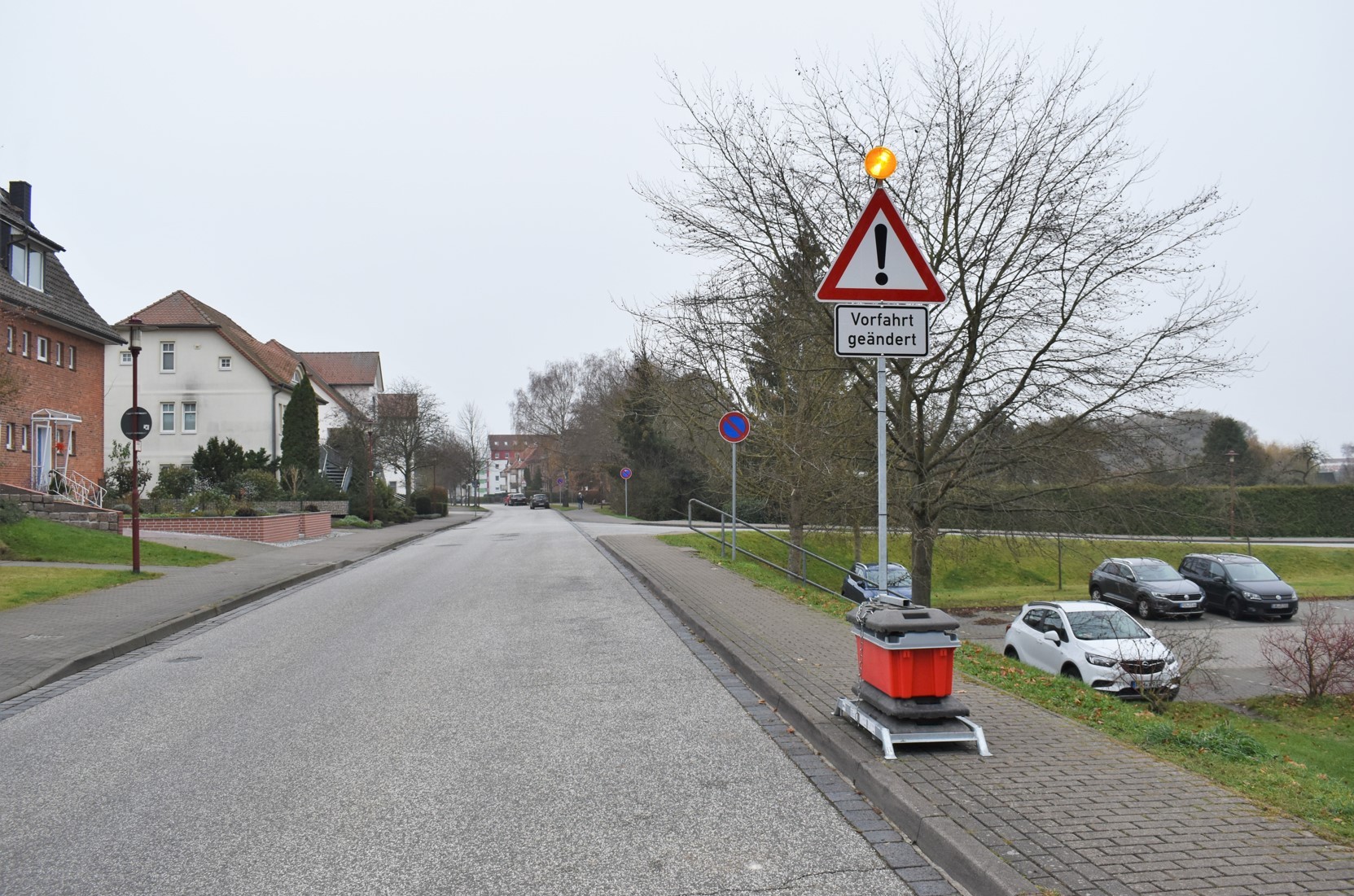 Wegen der Bauarbeiten zur Verlegung der Fernwärmeleitung muss die Cordesiusstraße ab Anfang August gesperrt werden. 