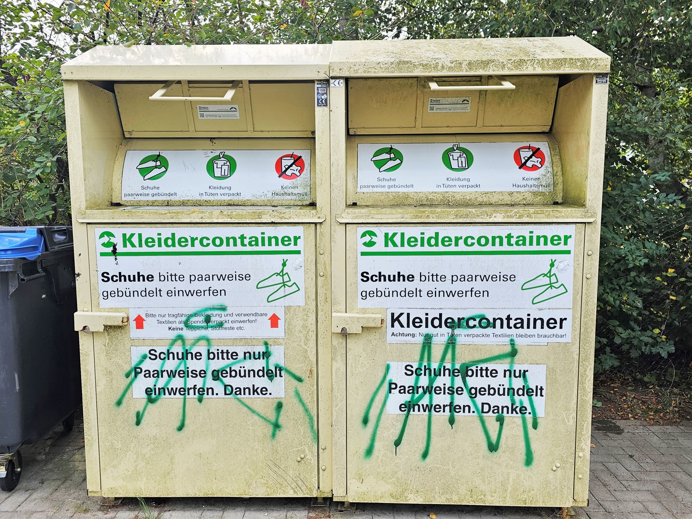 Altkleidercontainer im Stadtgebiet