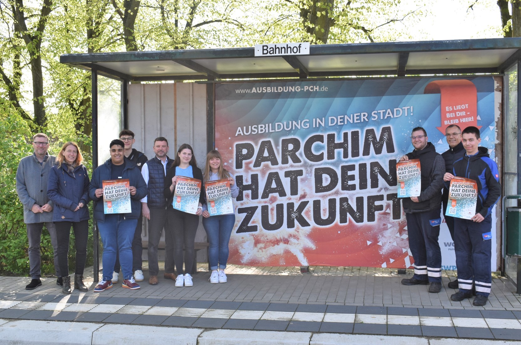 Die Initiatoren des Jobportals www.ZUKUNFT-PARCHIM.de und www.AUSBILDUNG-PARCHIM.de präsentieren die Kampagne.