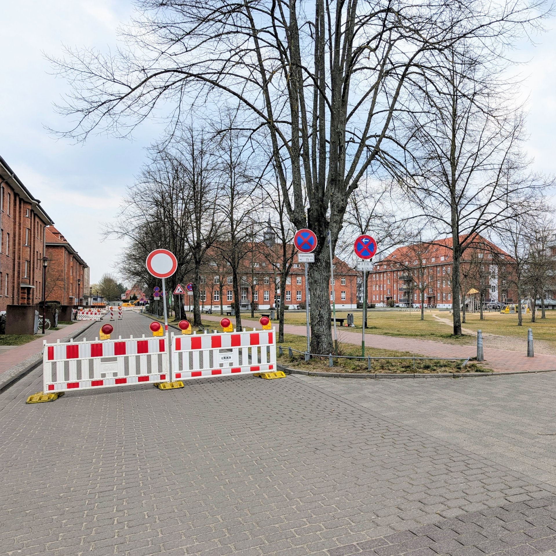 Sperrung "Am Exerzierplatz"