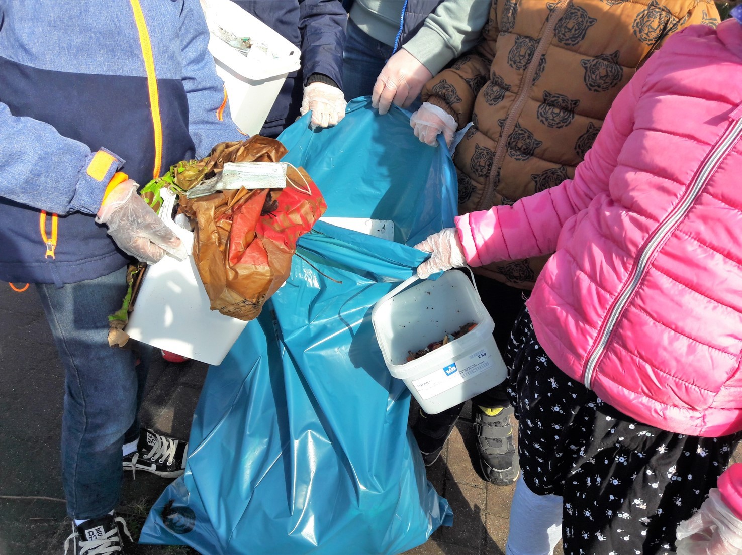 Machen Sie mit! In der Woche vor Ostern startet der diesjährige Frühjahrsputz in der Kreisstadt Parchim.