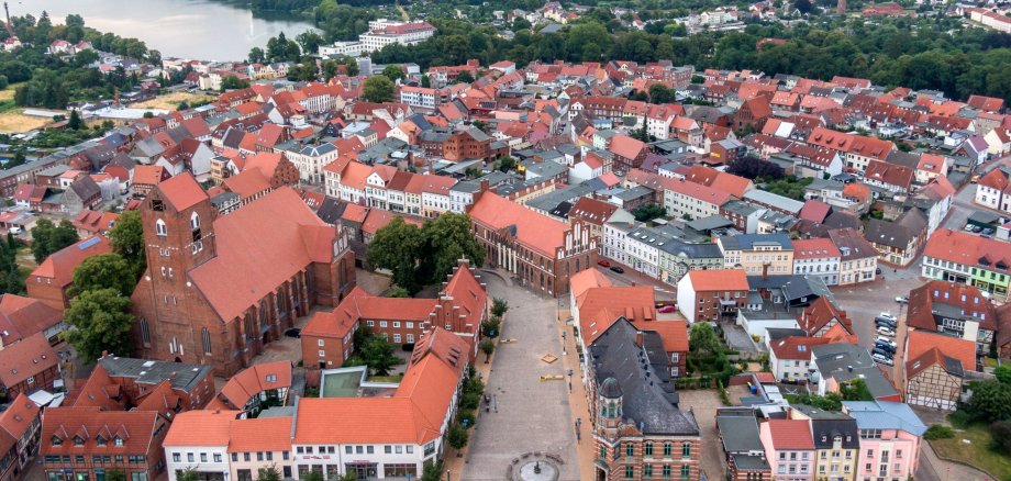 Bald 800 Jahre stark: Die Kreisstadt Parchim in Westmecklenburg.