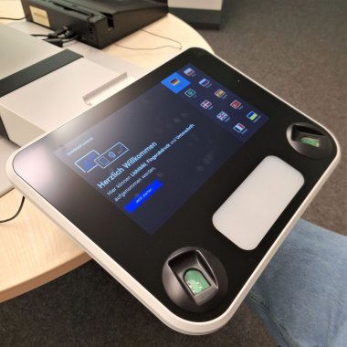 Im Bürgerbüro der Stadt Parchim steht ab sofort das zertifizierte Point ID-System zur Verfügung. Im Bürgerbüro der Stadt Parchim steht ab sofort das zertifizierte Point ID-System zur Verfügung.