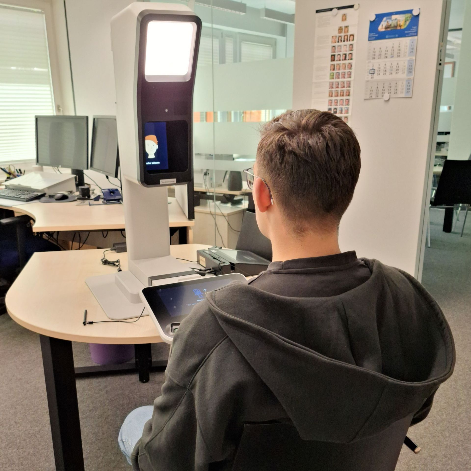 Im Bürgerbüro der Stadt Parchim steht ab sofort das zertifizierte Point ID-System zur Verfügung.