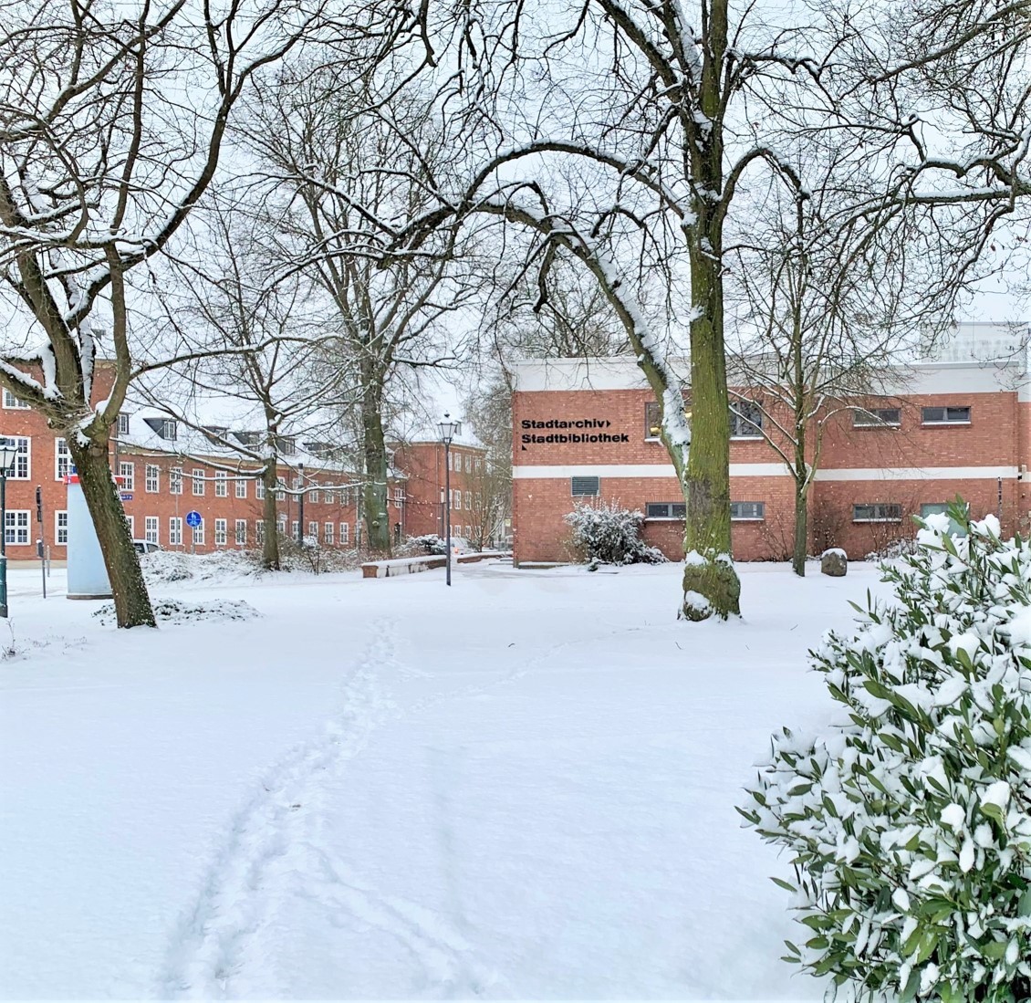 Die Parchimer Stadtbibliothek im Winter 2024.