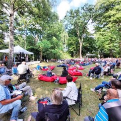 Picknickkonzert auf dem Alten Friedhof in Parchim 